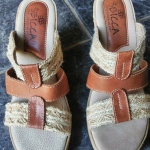 Sbicca wedge size 10